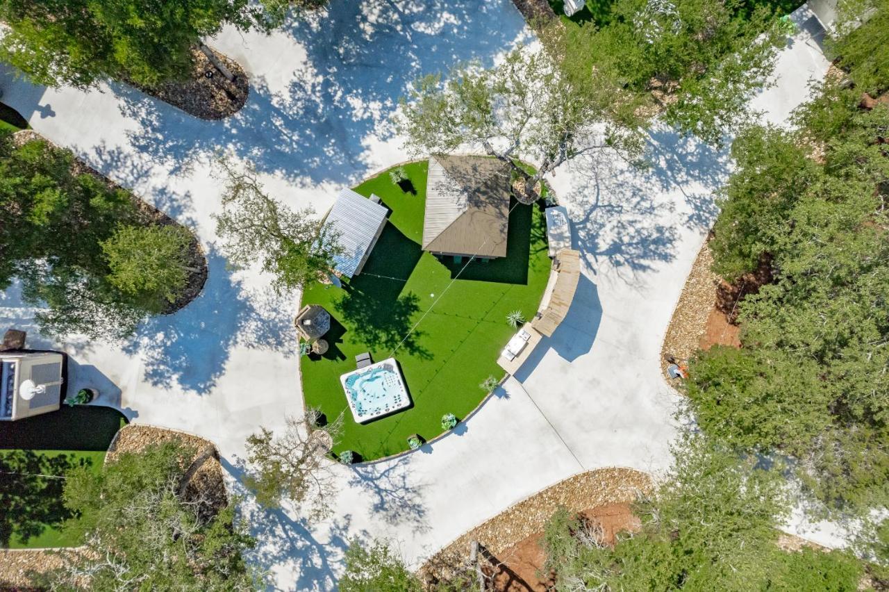 7744 Ranch Glamping Resort Austin Zimmer foto